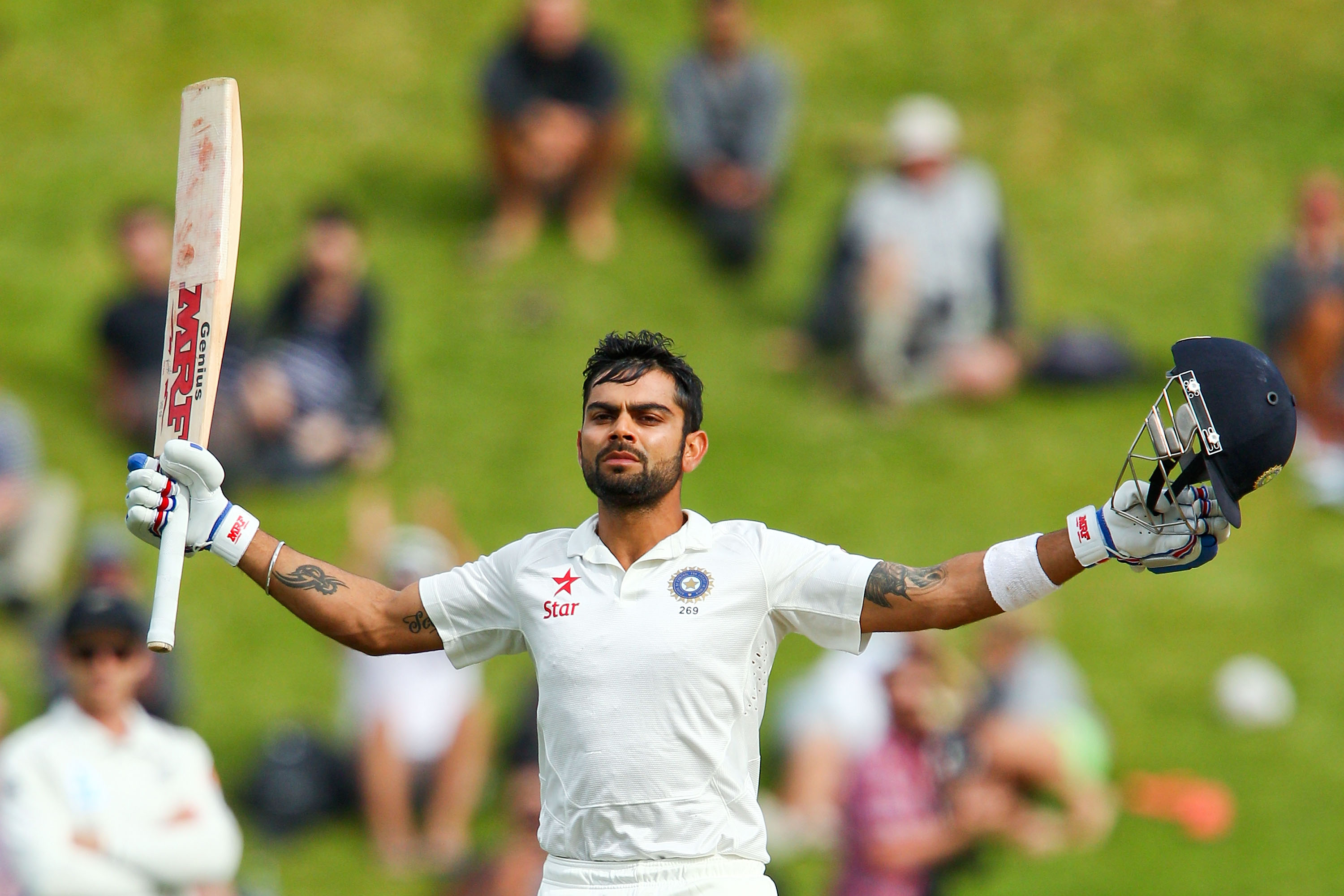 Harsha Bhogle selects Virat to lead his 2016 Test XI