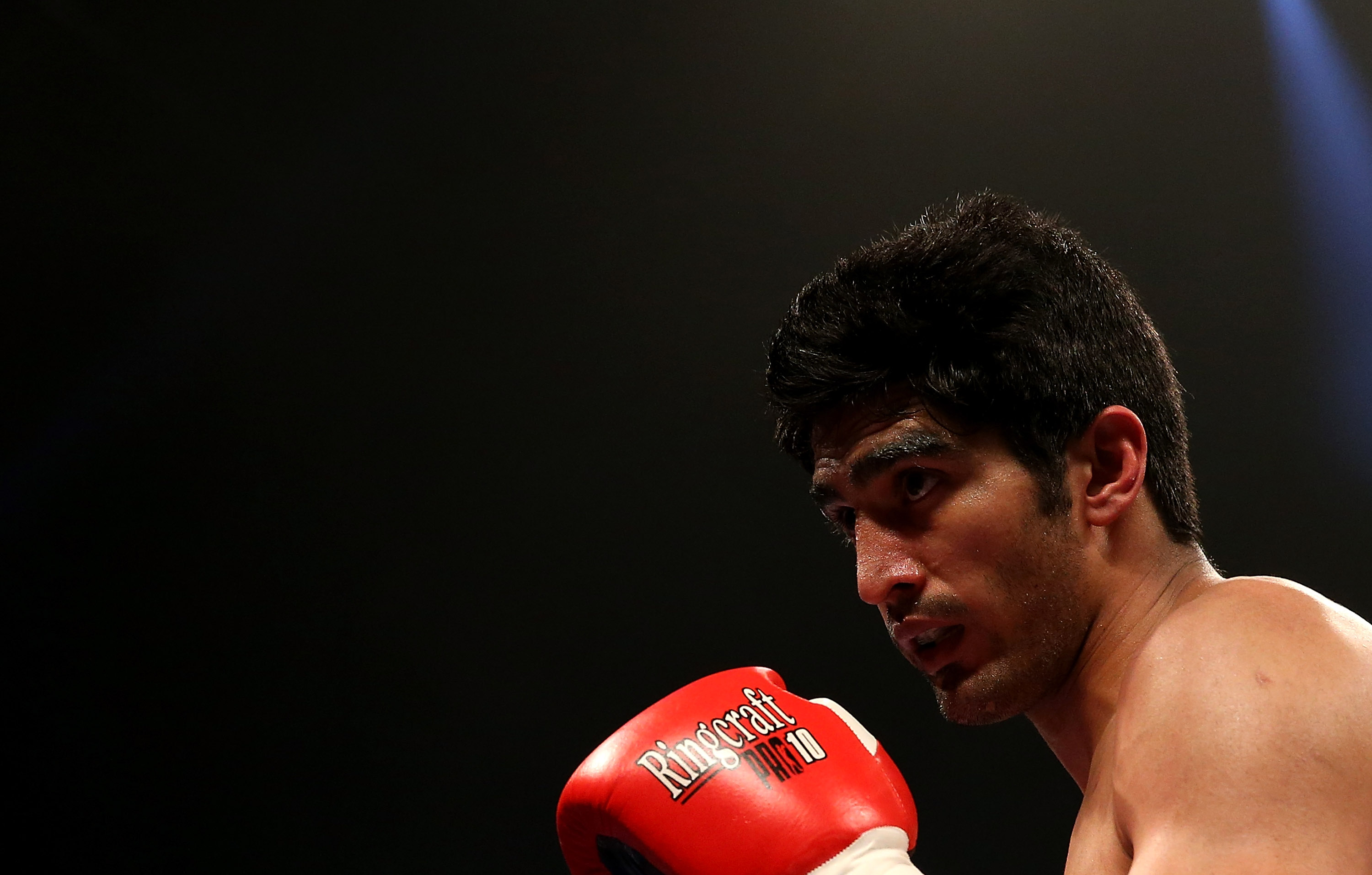 After winning maiden title, Vijender Singh hints at fight with Amir Khan