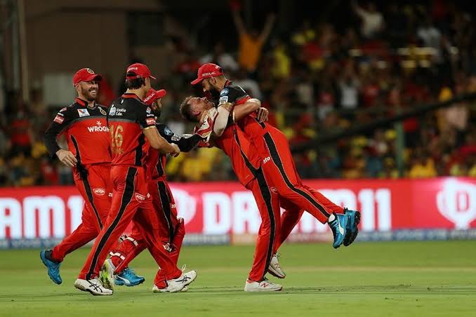 Umesh dismissed Warner through his magic reflexes