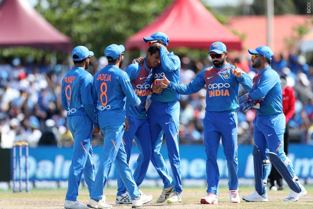 Twitter reacts as Bangalore crowd chants 'RCB RCB' as India slump to defeat