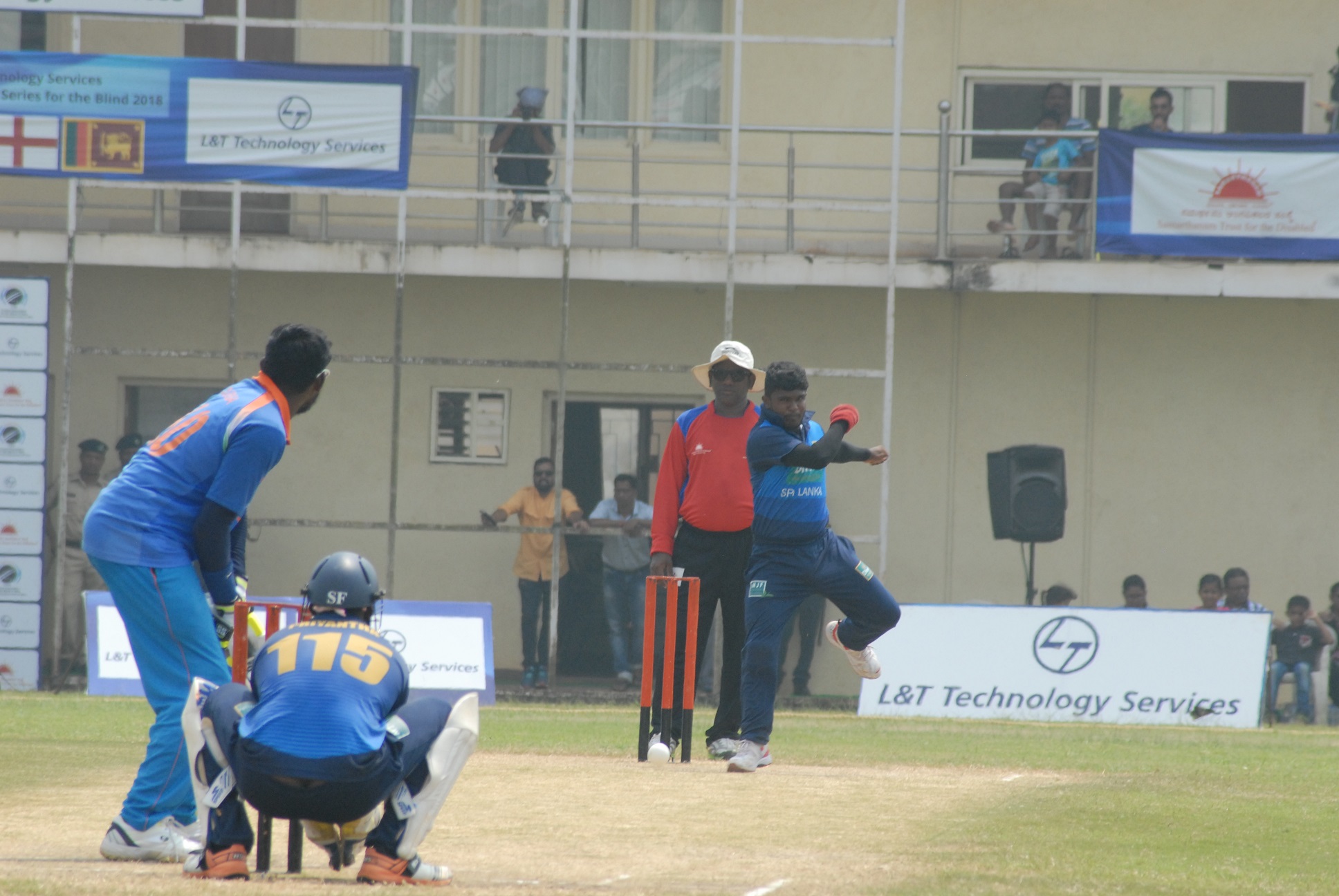Blind Cricket | India wins triangular series by thrashing Sri Lanka