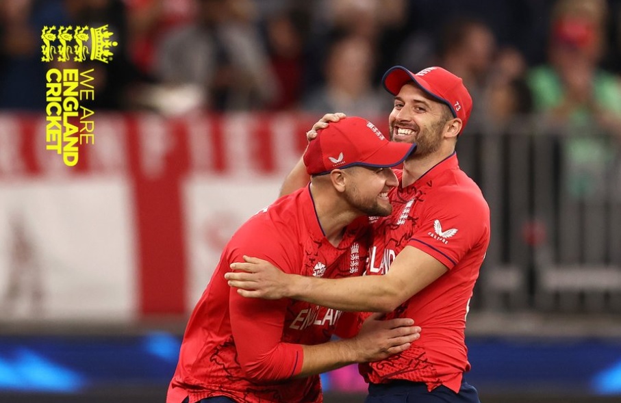 Liam Livingstone grabbed a stunner to produce early contender for catch of the tournament