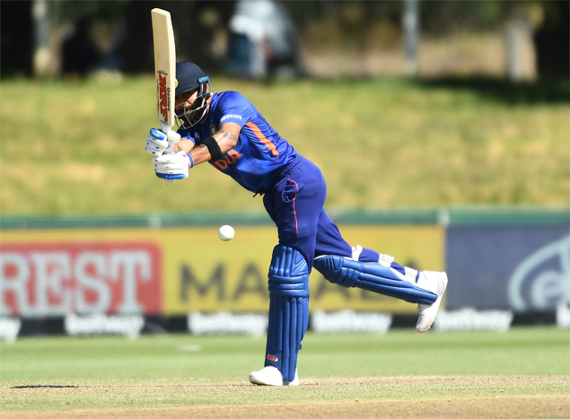 IND vs ENG, 3rd T20I | Internet reacts to Virat Kohli's stunning six against David Willey