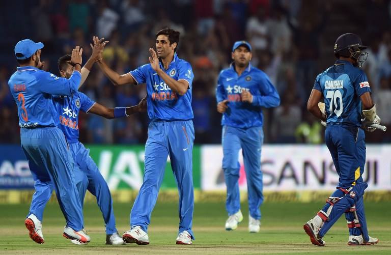 Twitter reacts to Ashish 'Airplane' Nehra’s retirement