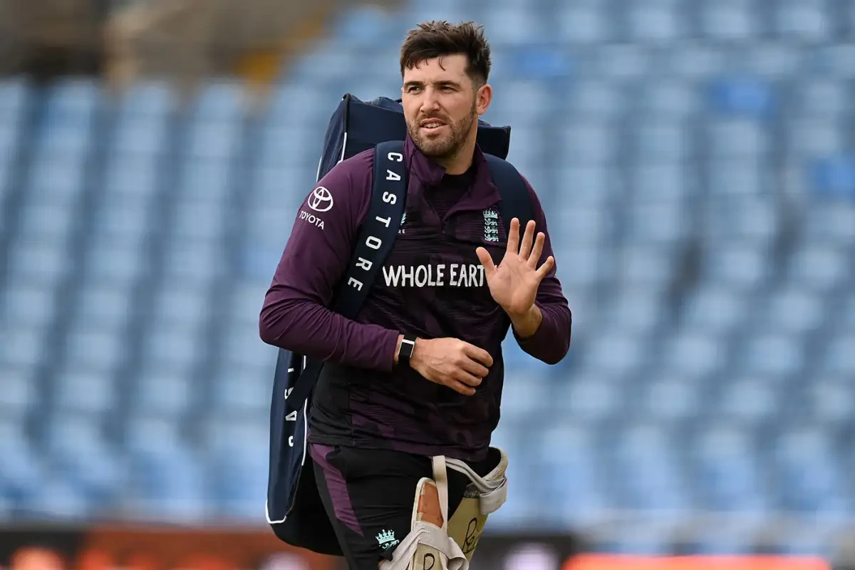 Jamie Overton was born on 10th April, 1994.